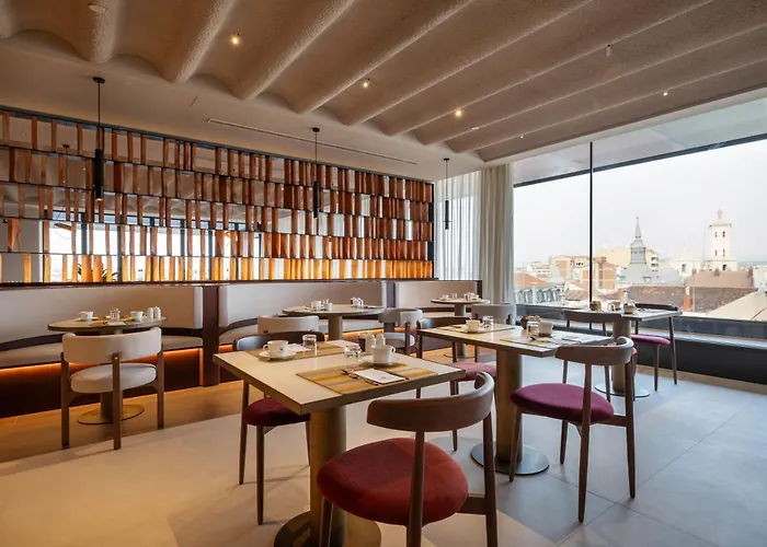 Eurostars Hotel 5*